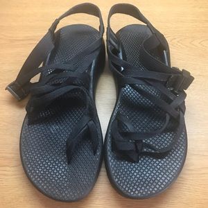 Chacos size 9